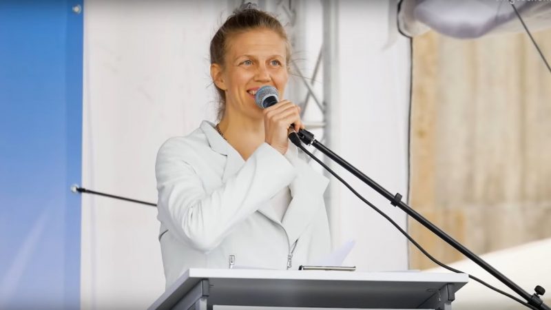 Angela Mahr bei Kündigt Ramstein Air Base Jetzt